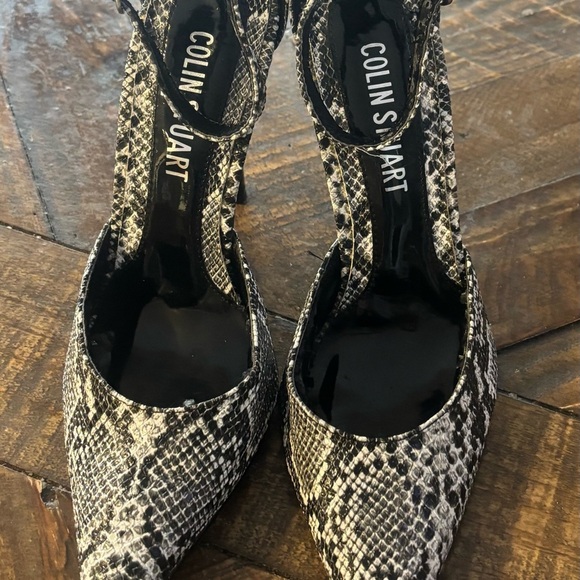 Colin Stuart heels black white
Snake Print Elegant Stilettos
Size  6 - Picture 6 of 6